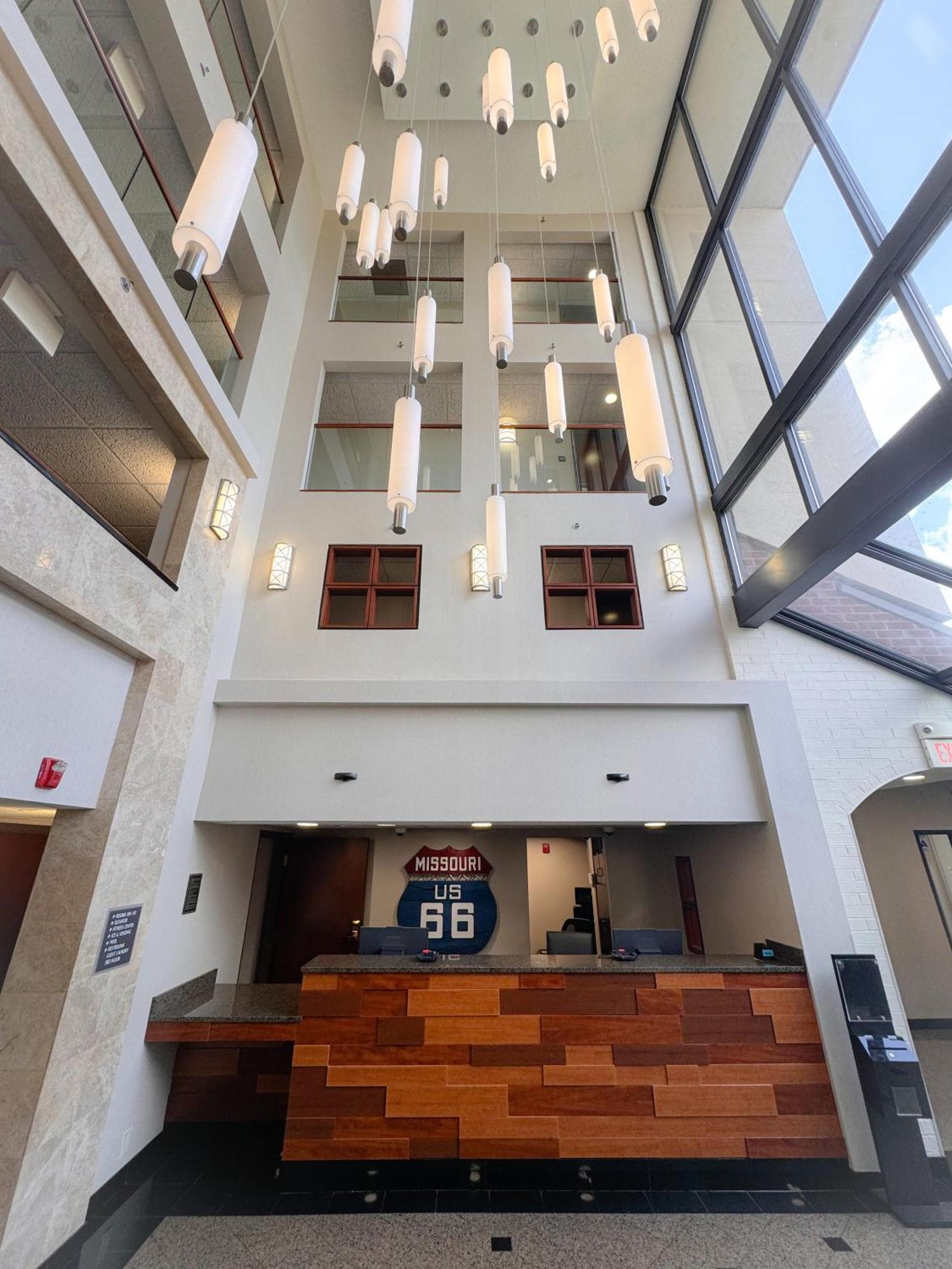 Heritage Inn & Suites St Louis Fenton, Trademark By Wyndham Eksteriør bilde