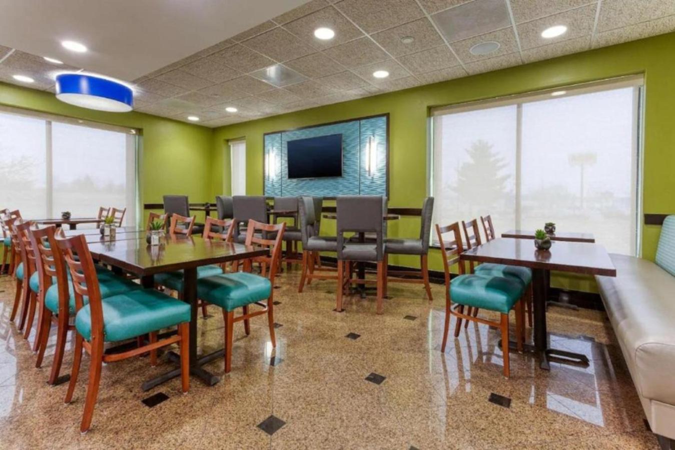 Heritage Inn & Suites St Louis Fenton, Trademark By Wyndham Eksteriør bilde