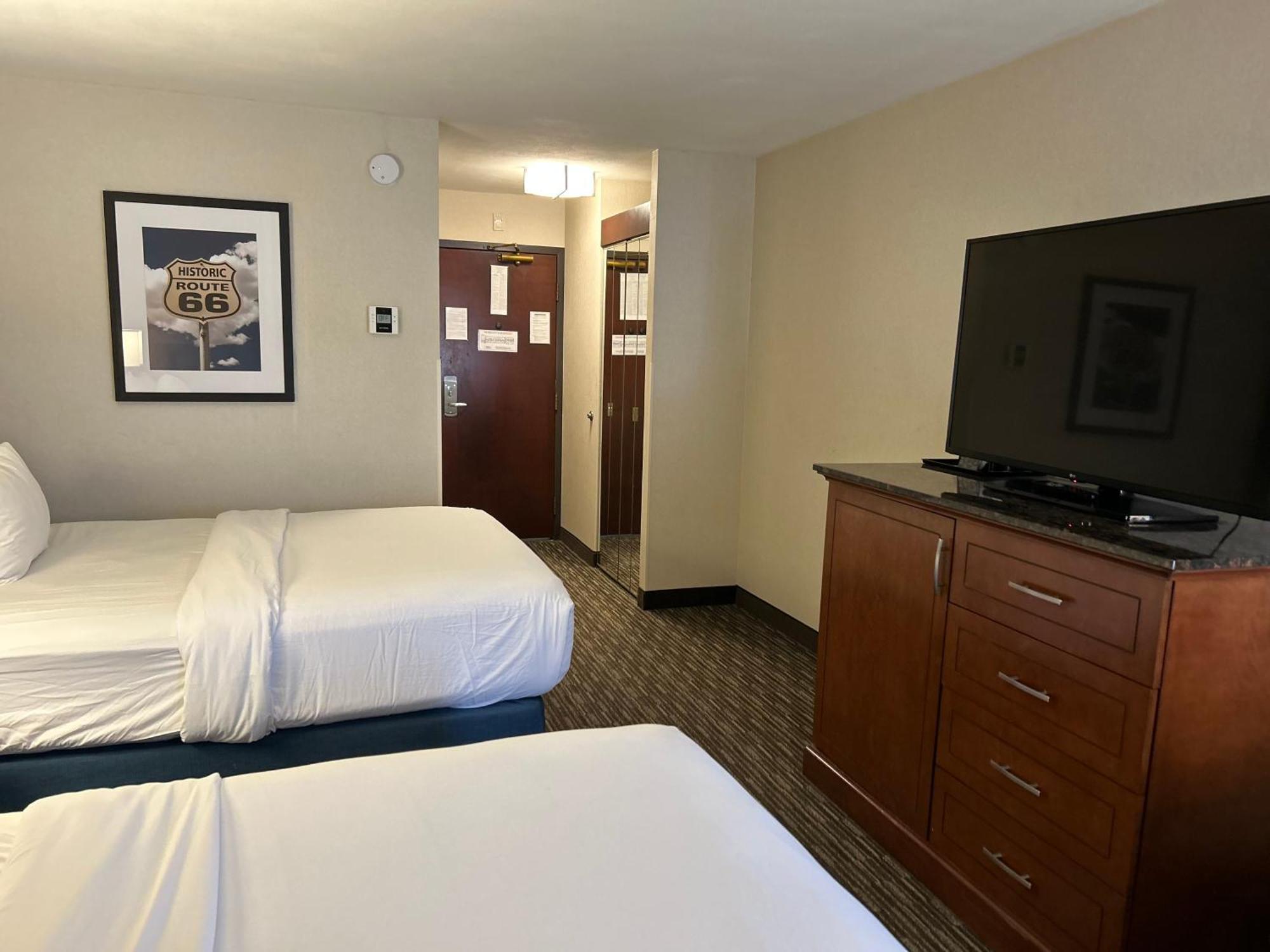 Heritage Inn & Suites St Louis Fenton, Trademark By Wyndham Eksteriør bilde