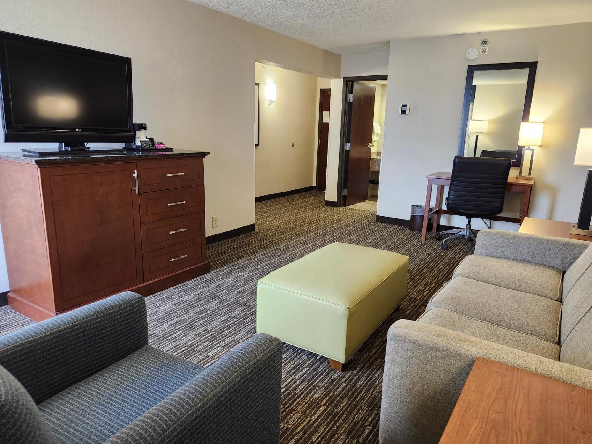 Heritage Inn & Suites St Louis Fenton, Trademark By Wyndham Eksteriør bilde