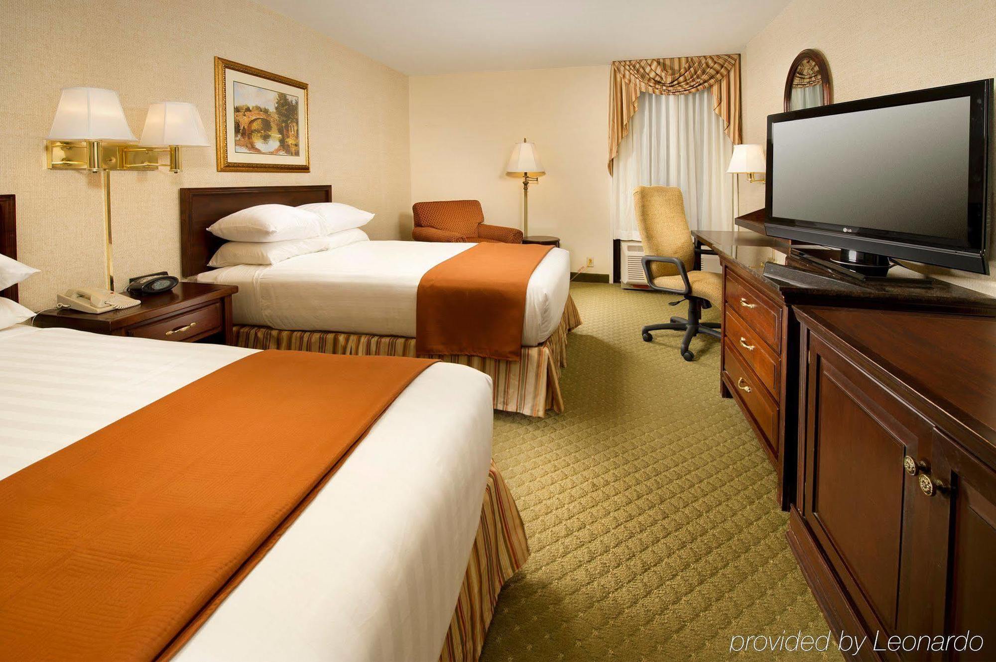 Heritage Inn & Suites St Louis Fenton, Trademark By Wyndham Eksteriør bilde